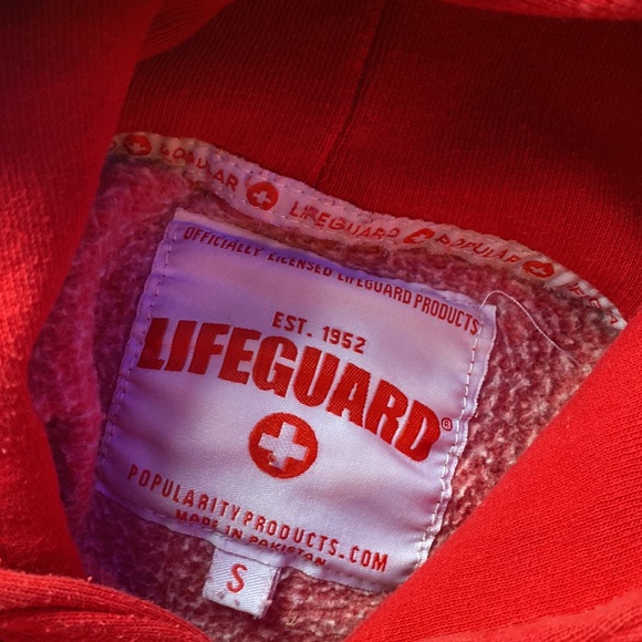 red lifeguard sweatshirt from Encinitas California - Picture 3 of 3